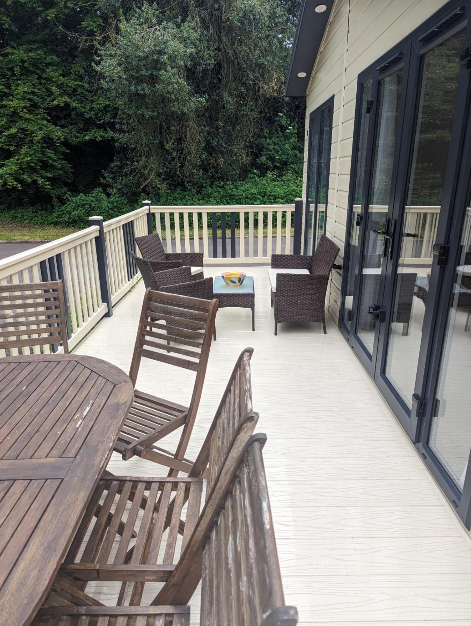 Luxury Stunning Sensation Lodge On 5 Star Shorefield Country Park New Forest Entertainment And Leisure Passes Included Milford on Sea Exterior photo